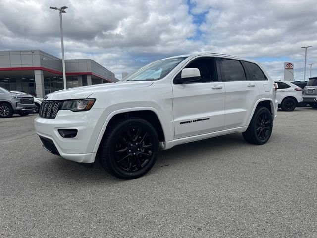 Used 2020 Jeep Grand Cherokee Altitude