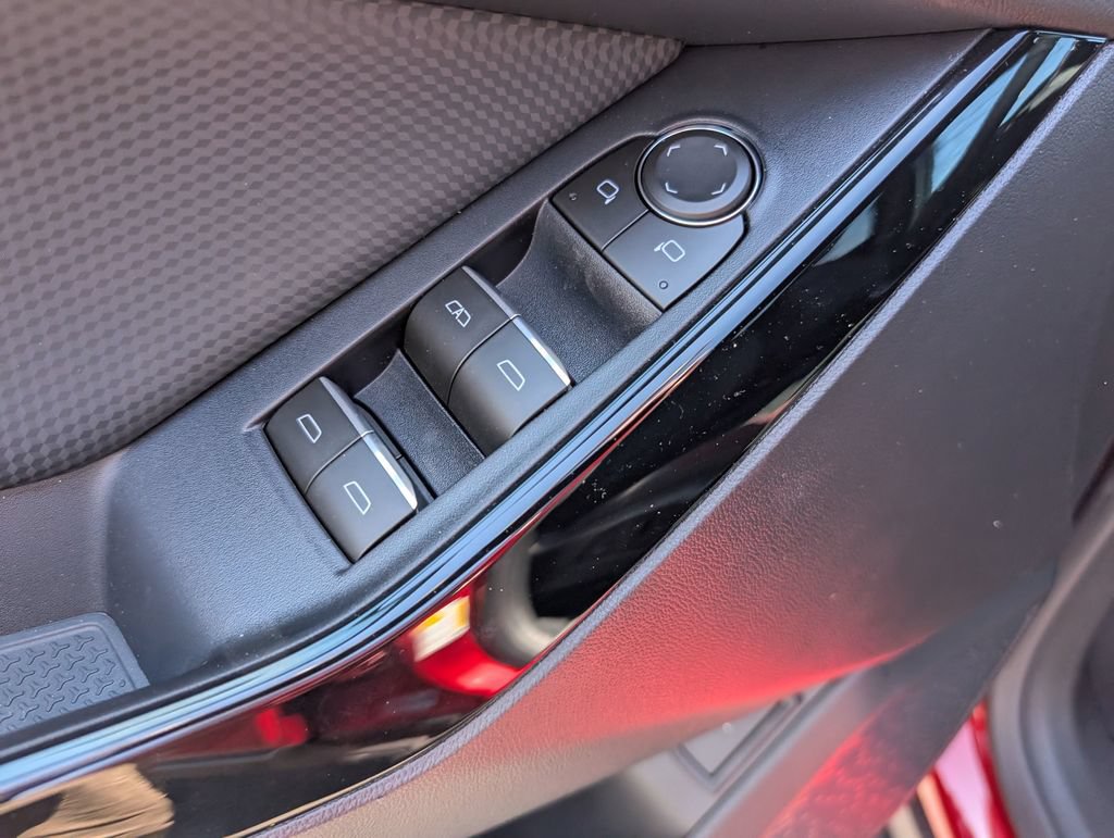 New 2026 Chevrolet Equinox RS w/ Safety and Technology Package FWD image 15