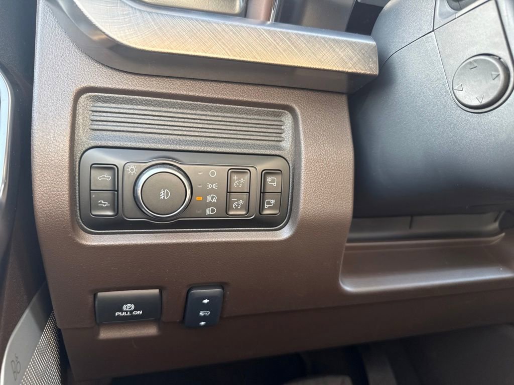 New 2026 Ford F350 King Ranch w/ FX4 Off-Road Package image 18