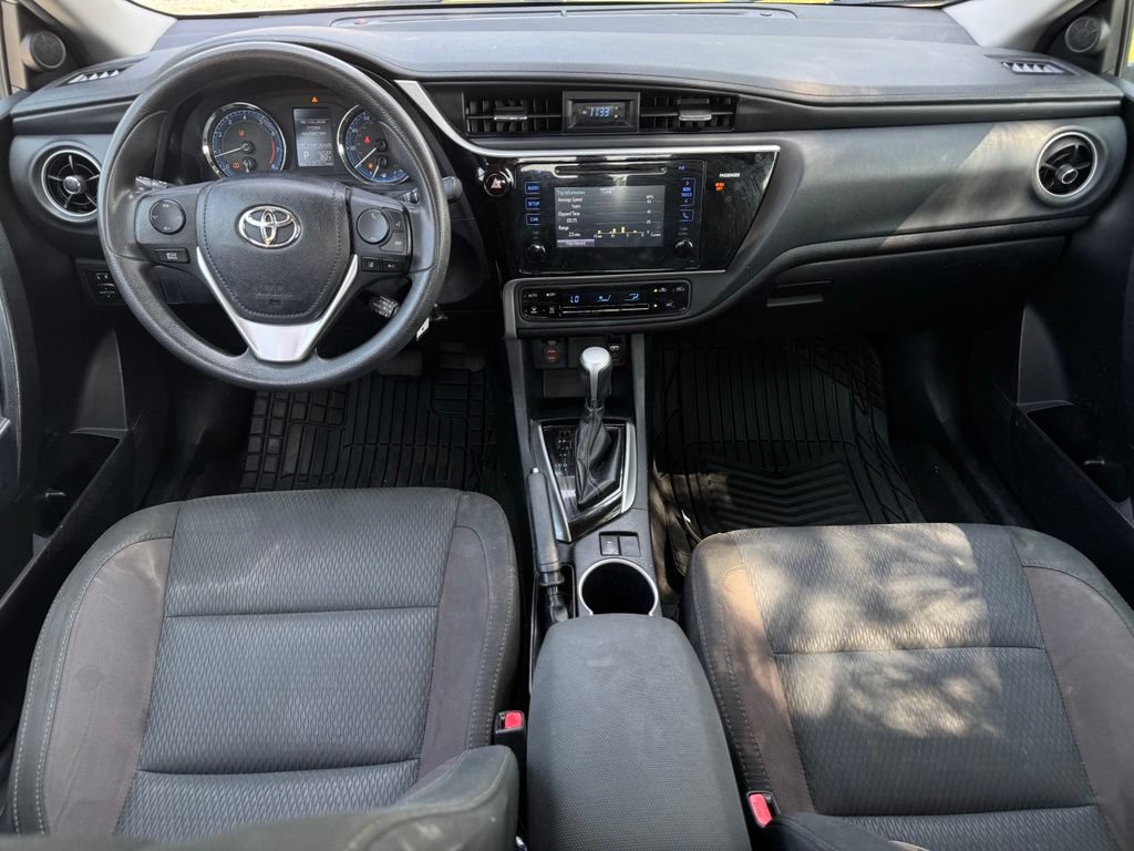 Used 2017 Toyota Corolla LE FWD image 19