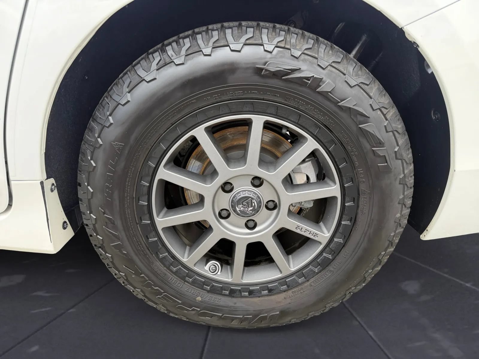 Used 2019 Toyota Sienna Limited Premium w/ Carpet Mat Package AWD/4WD image 35