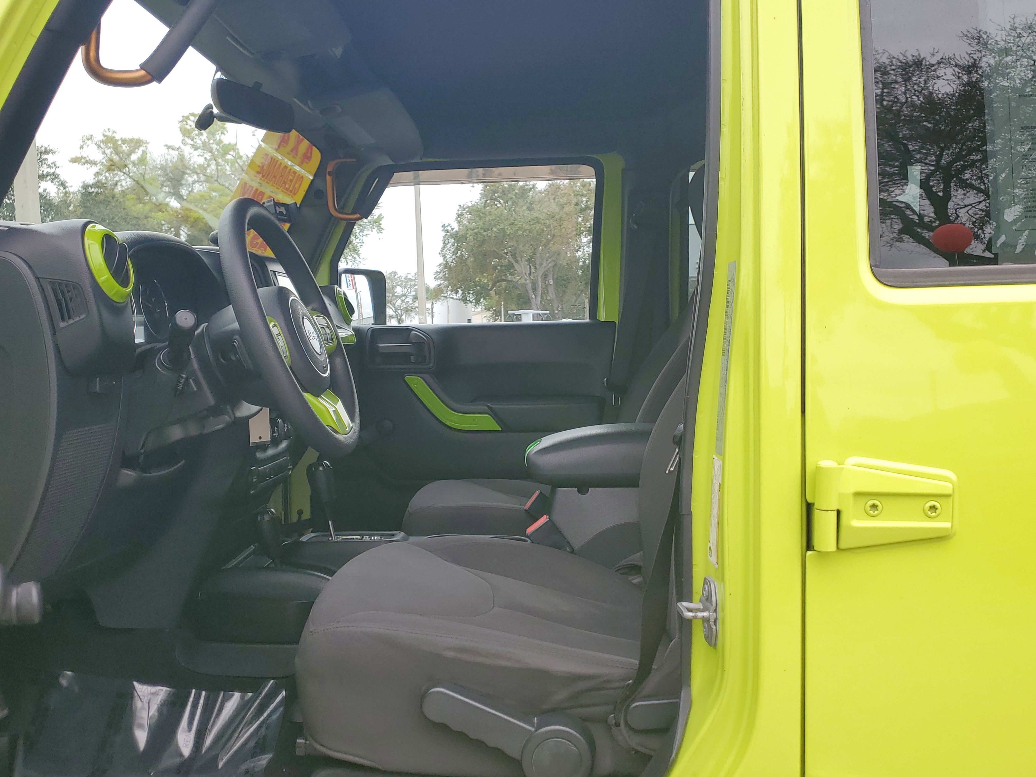 Used 2016 Jeep Wrangler Unlimited Sport w/ Max Tow Package image 20