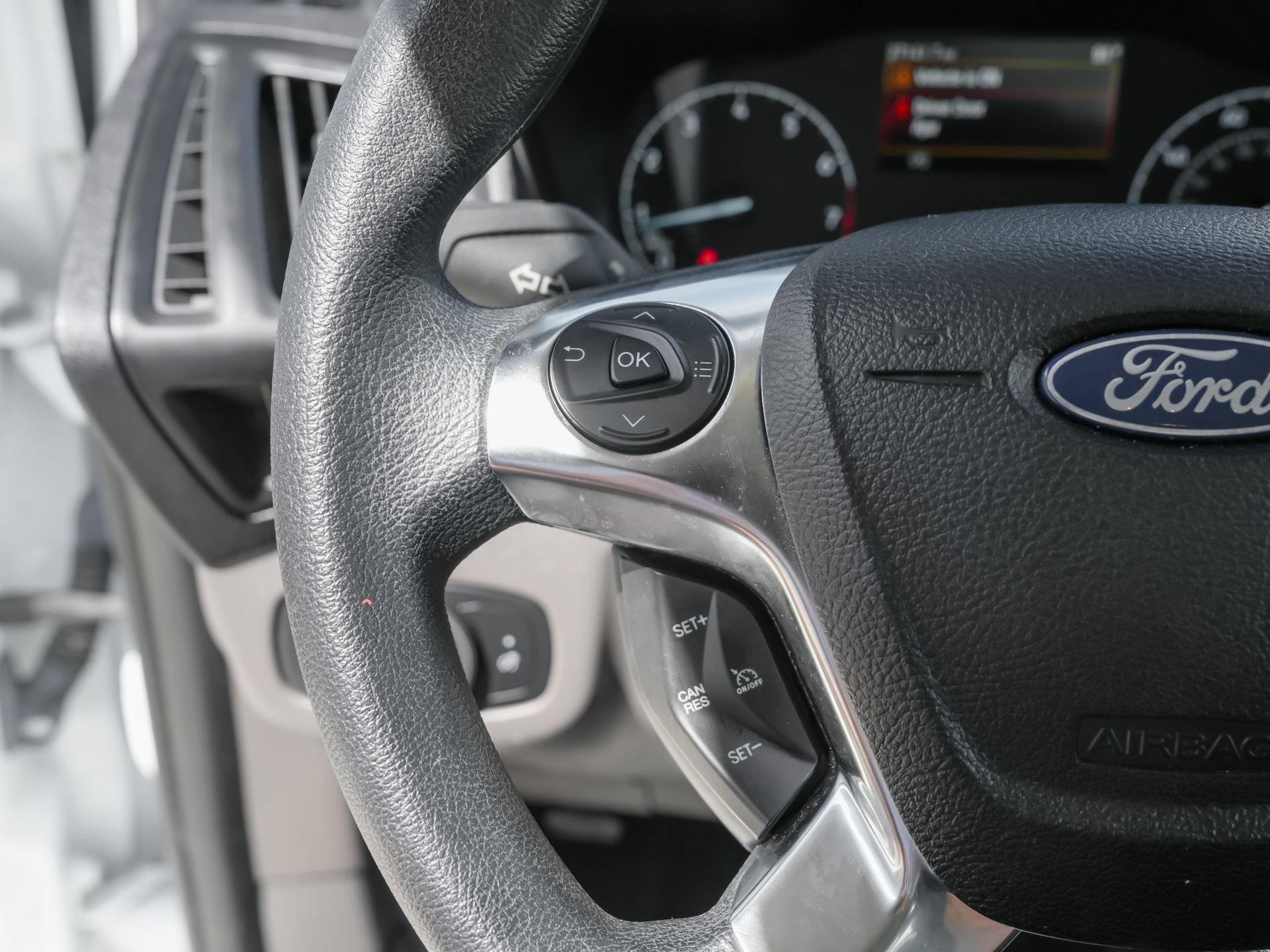 Used 2023 Ford Transit Connect XL FWD image 18