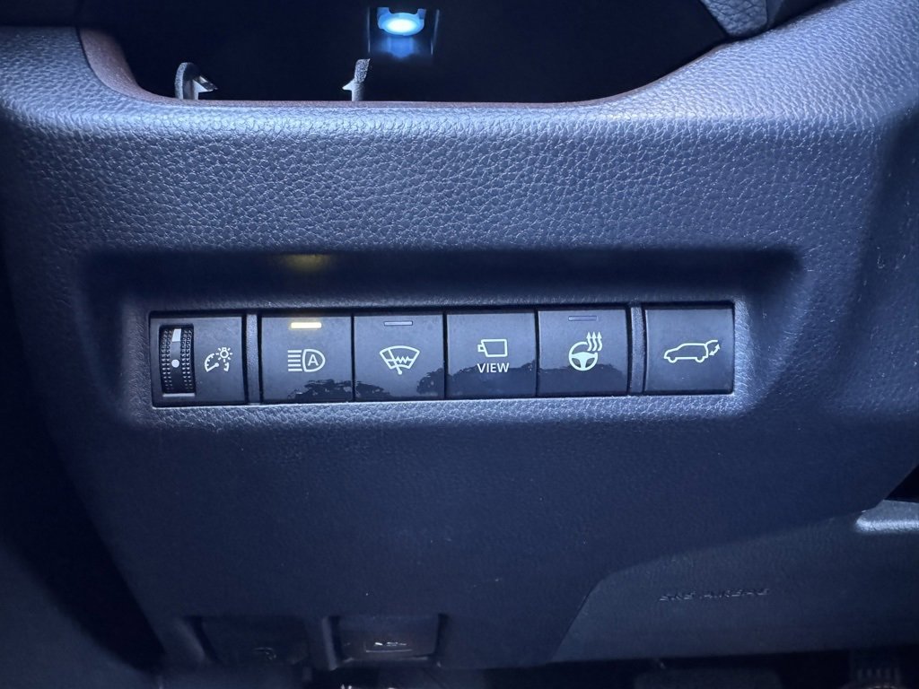 Used 2022 Toyota RAV4 Limited image 33