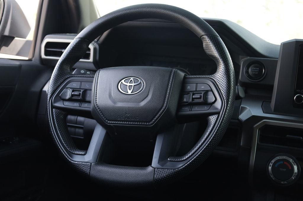 Used 2024 Toyota Tacoma SR5 AWD/4WD image 9