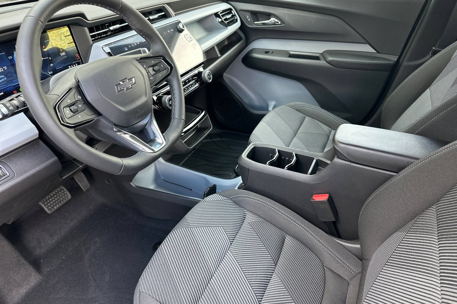 New 2027 Chevrolet Bolt LT w/ Comfort Package FWD image 10