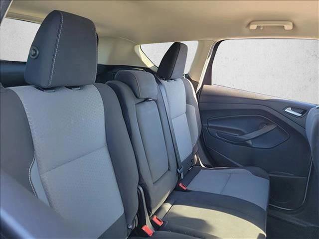 Used 2018 Ford Escape SE image 16