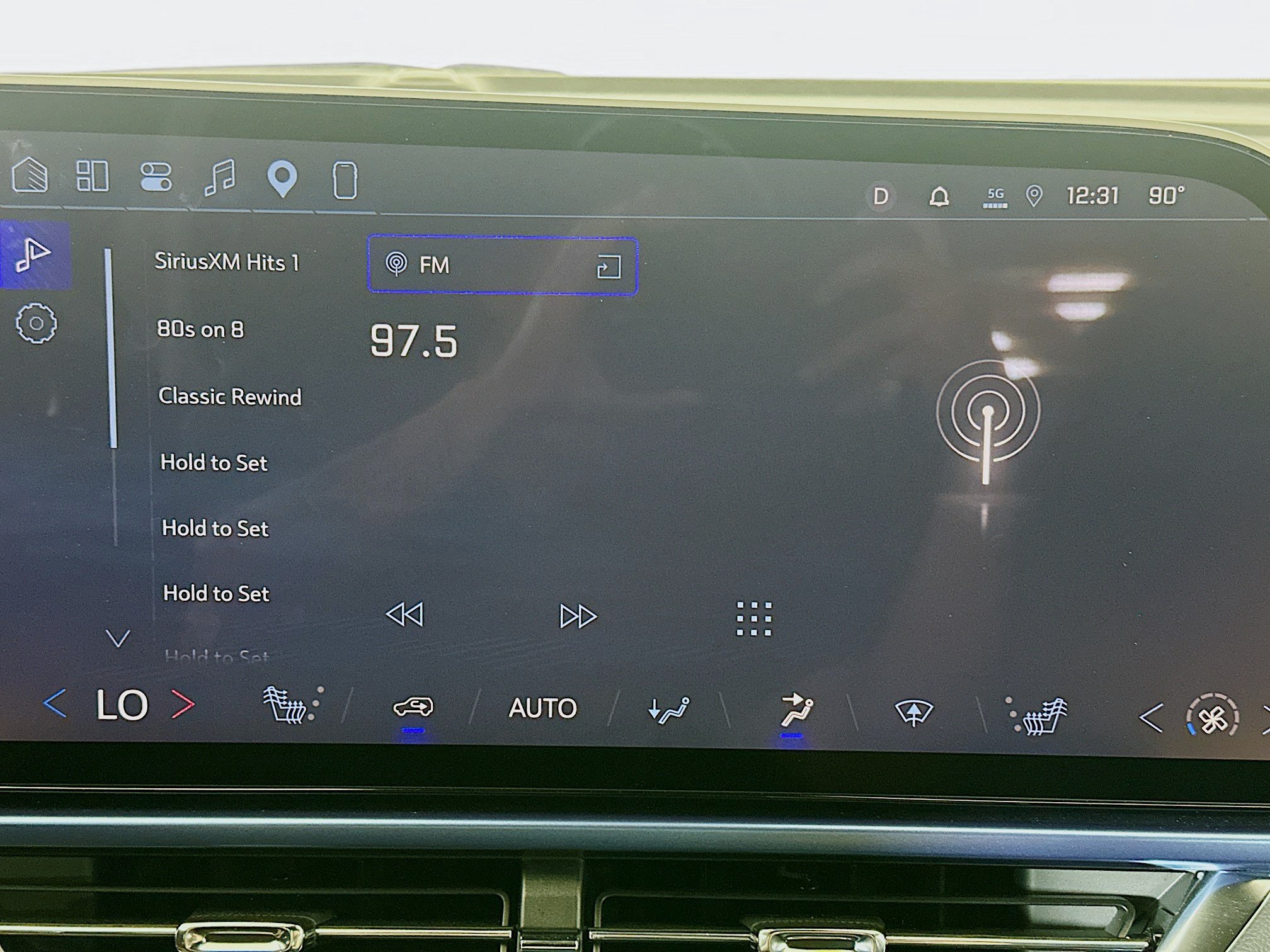 Used 2025 Chevrolet Equinox EV LT FWD image 21