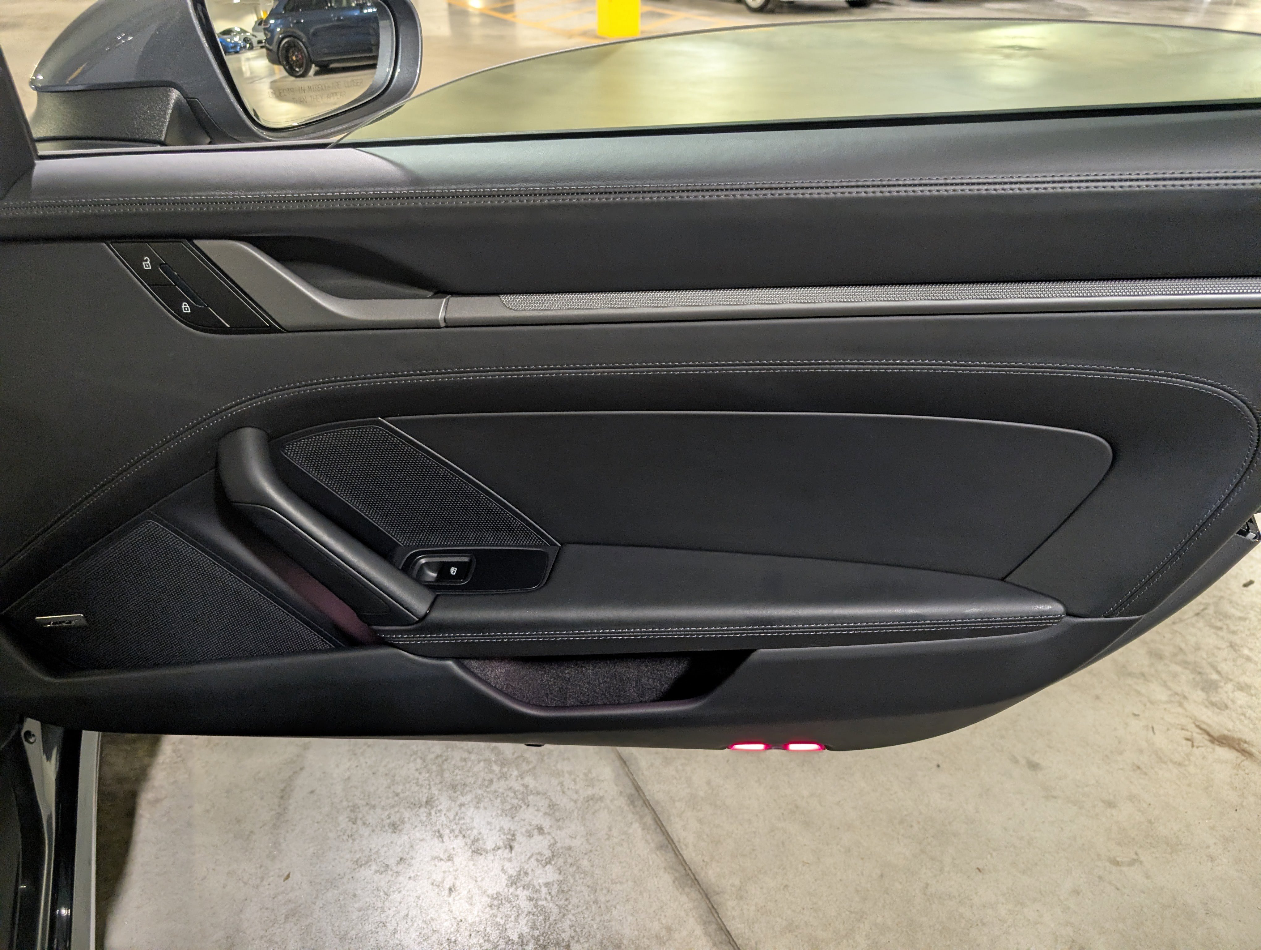 Certified 2025 Porsche 911 Carrera image 29