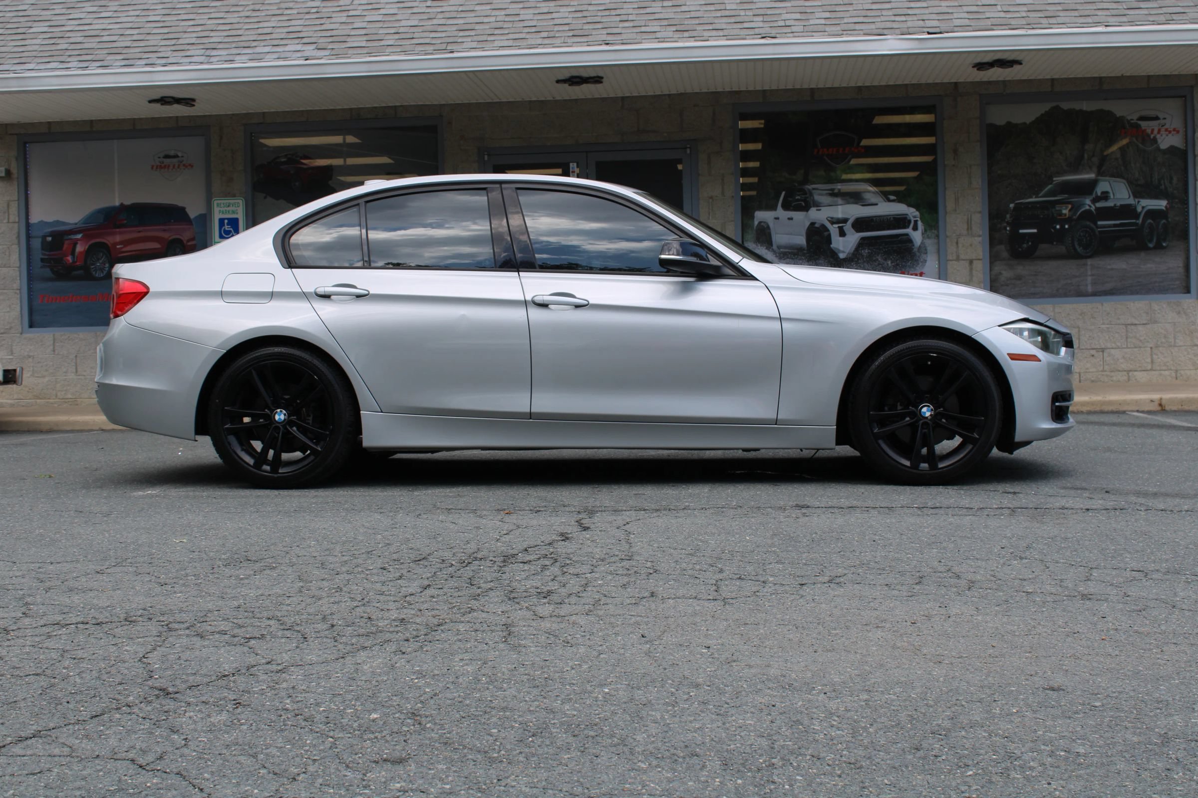 Used 2012 BMW 328i Sedan RWD image 26