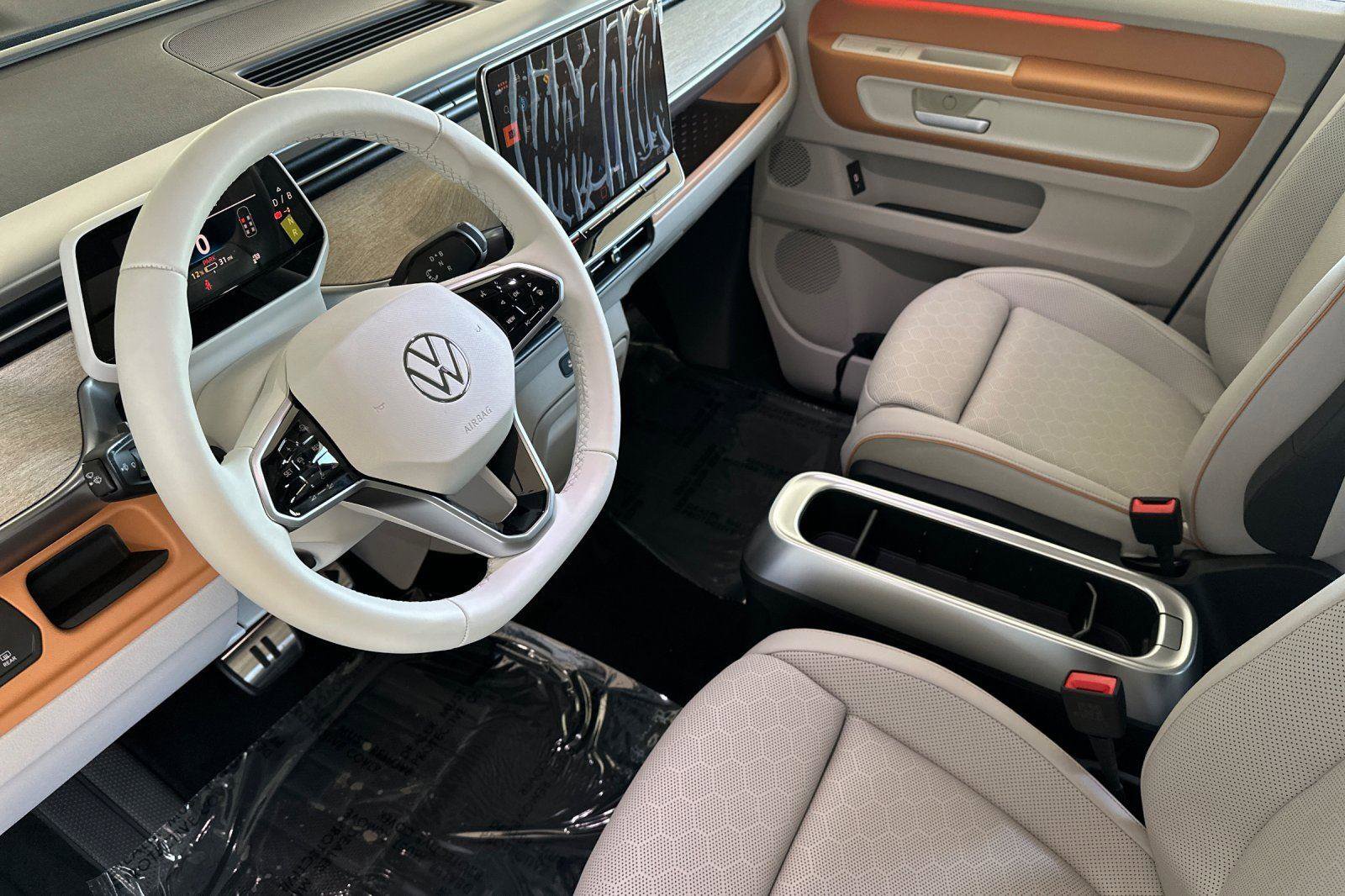 New 2025 Volkswagen ID. Buzz 1st Edition image 9