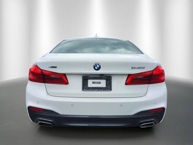 Used 2020 BMW 540i xDrive w/ M Sport Package image 4