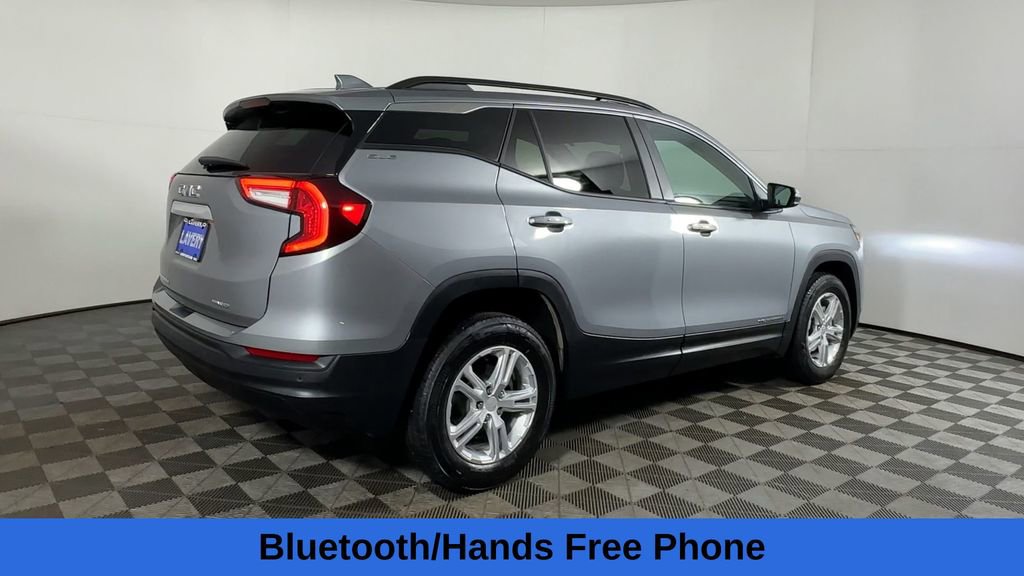 Used 2023 GMC Terrain SLE w/ Driver Convenience Package image 12