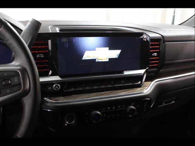 Used 2023 Chevrolet Silverado 1500 LT image 10
