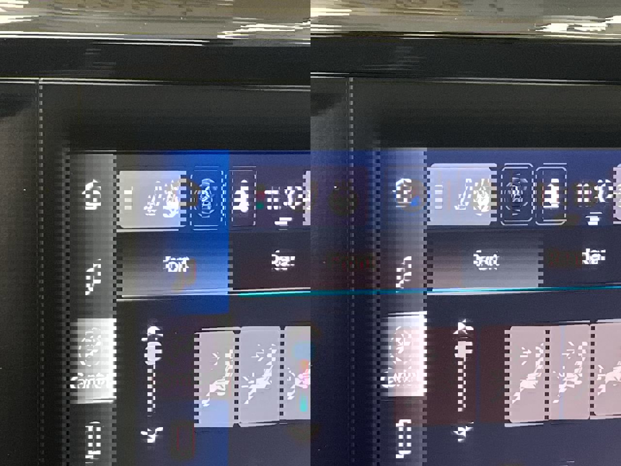 Used 2023 Chrysler Voyager LX image 22