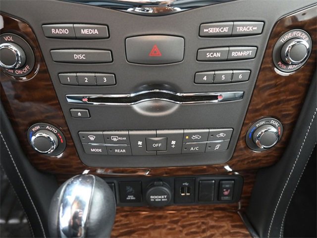 Used 2018 Nissan Armada SL w/ Moonroof Package image 3