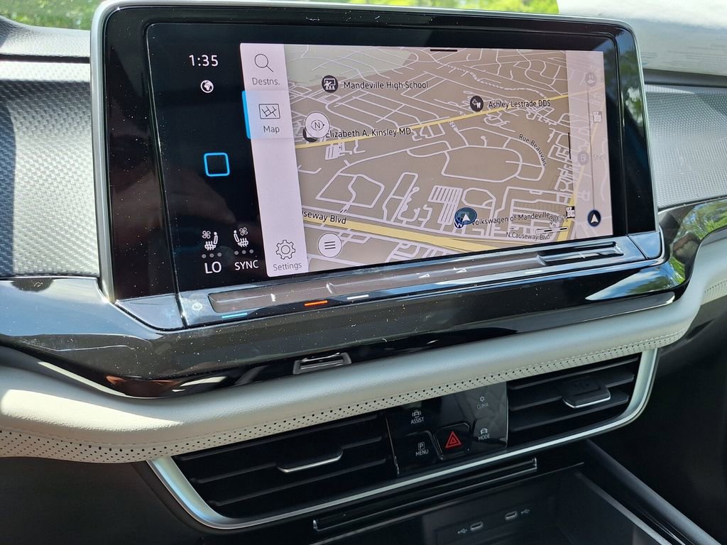 New 2025 Volkswagen Atlas Cross Sport SEL Premium R-Line image 21