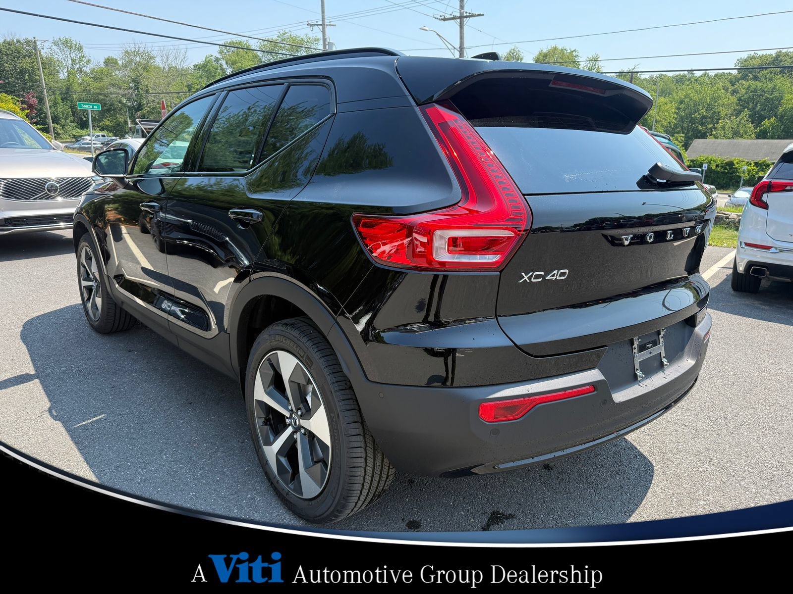 Used 2026 Volvo XC40 B5 Plus w/ Protection Package Premier AWD/4WD image 6