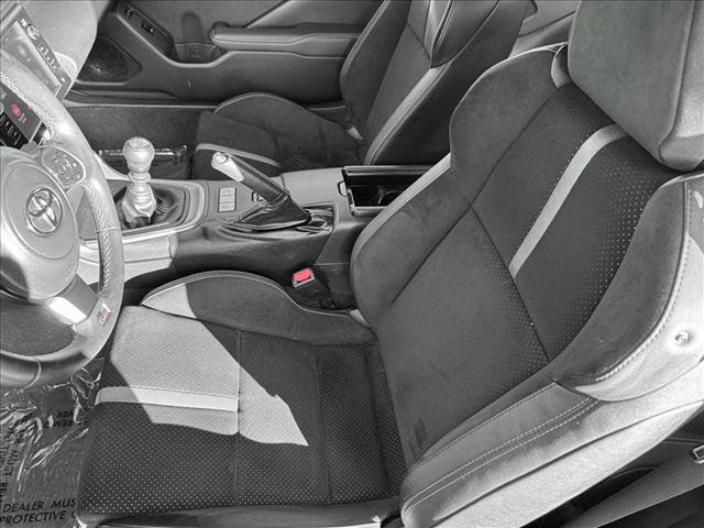 Certified 2024 Toyota GR86 Premium image 10