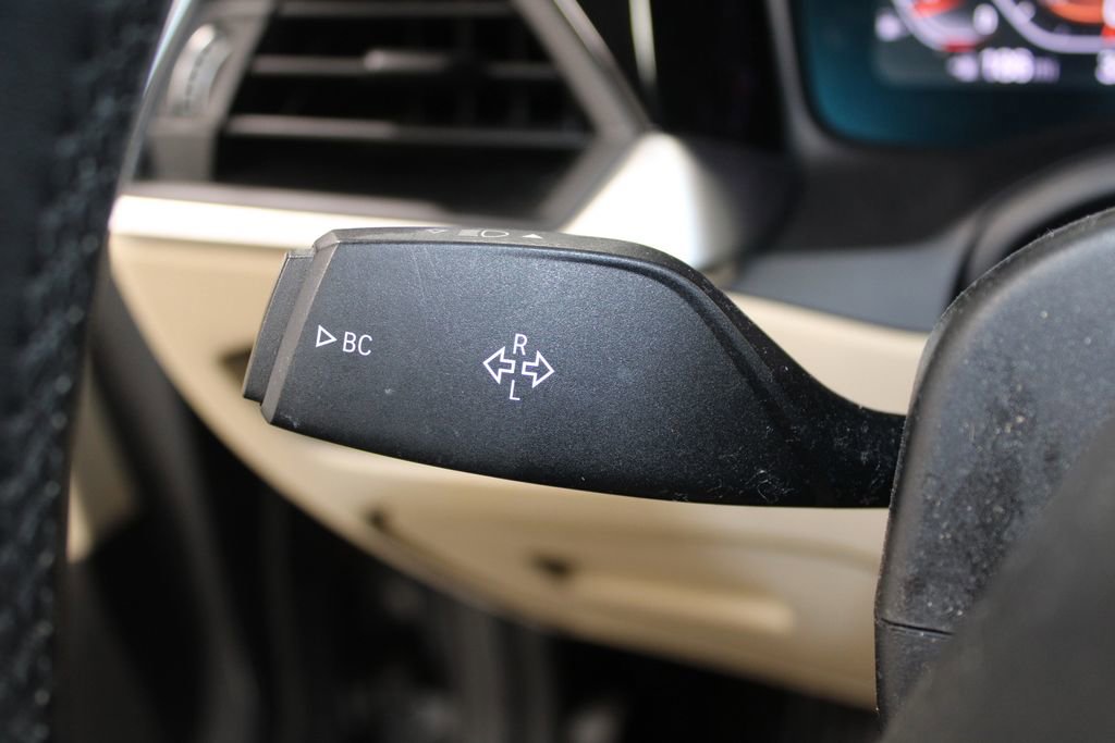 Used 2019 BMW 330i xDrive Sedan image 22