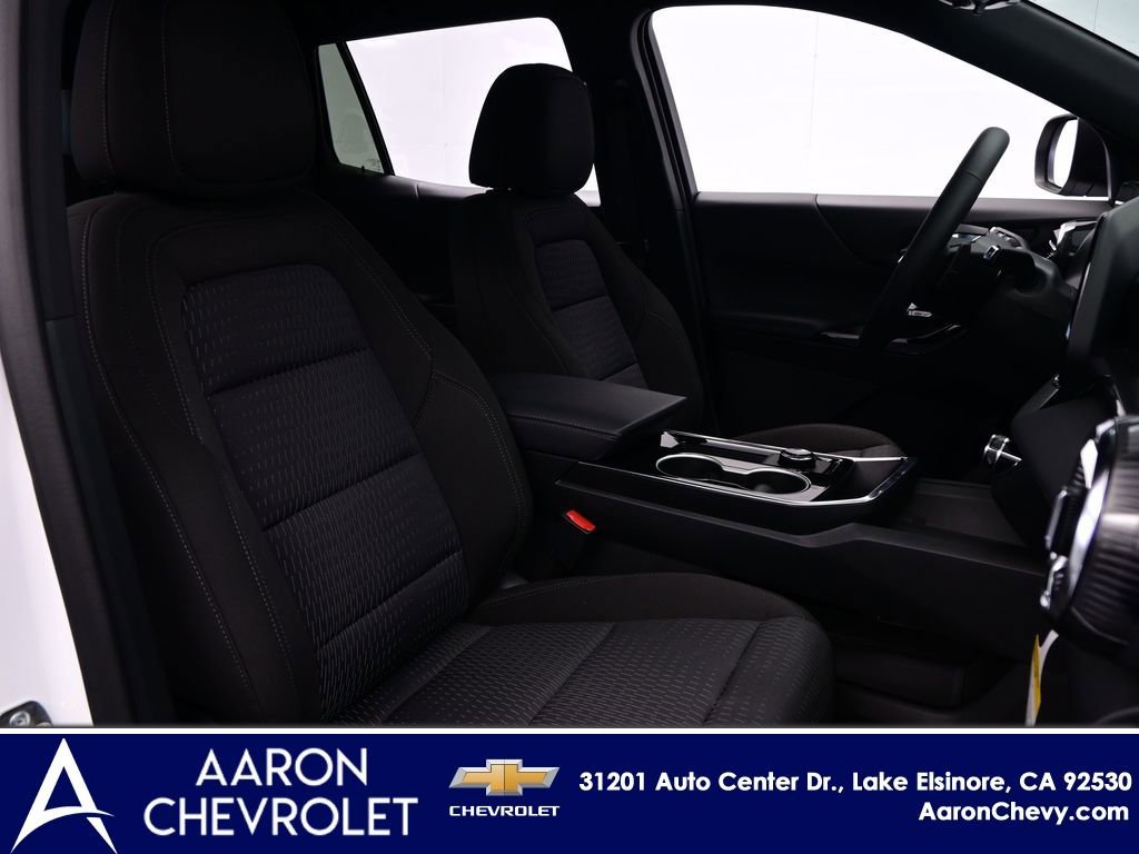 New 2026 Chevrolet Equinox LT w/ Safety and Technology Package AWD/4WD image 10