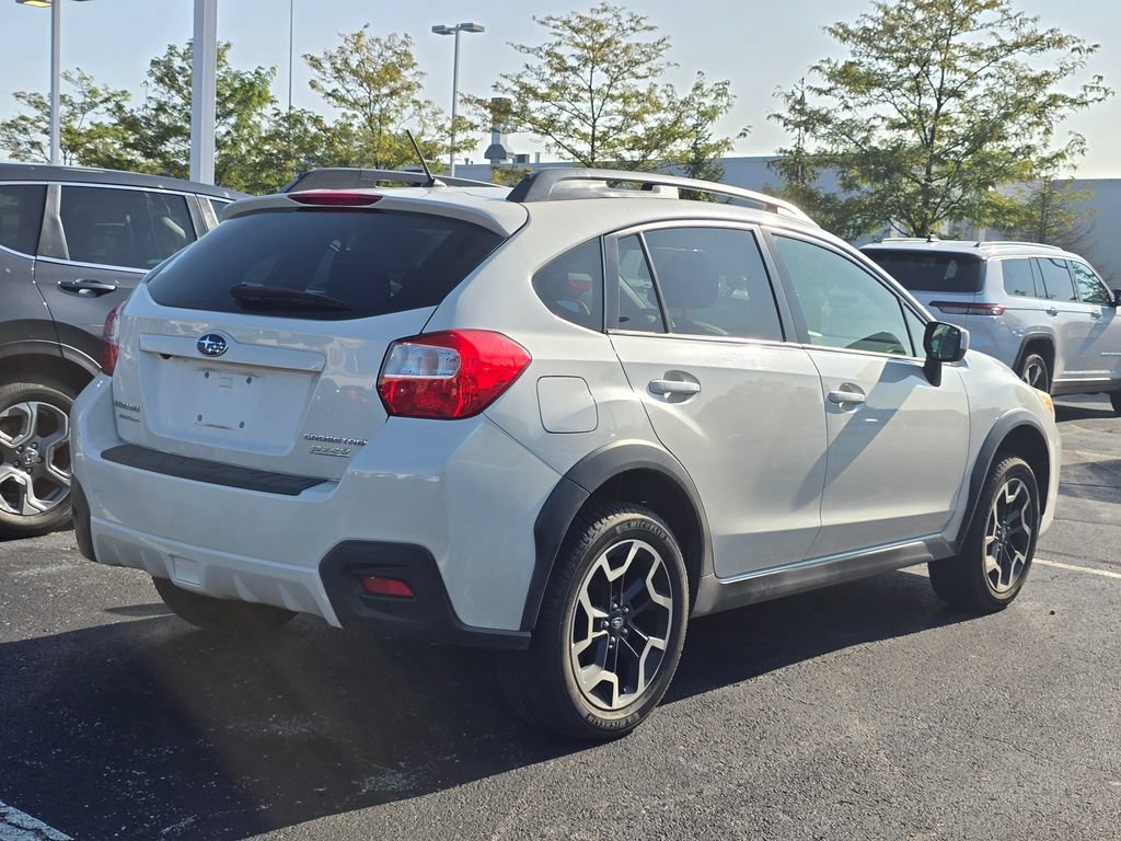Used 2017 Subaru Crosstrek 2.0i Premium w/ Moonroof Package AWD/4WD image 7