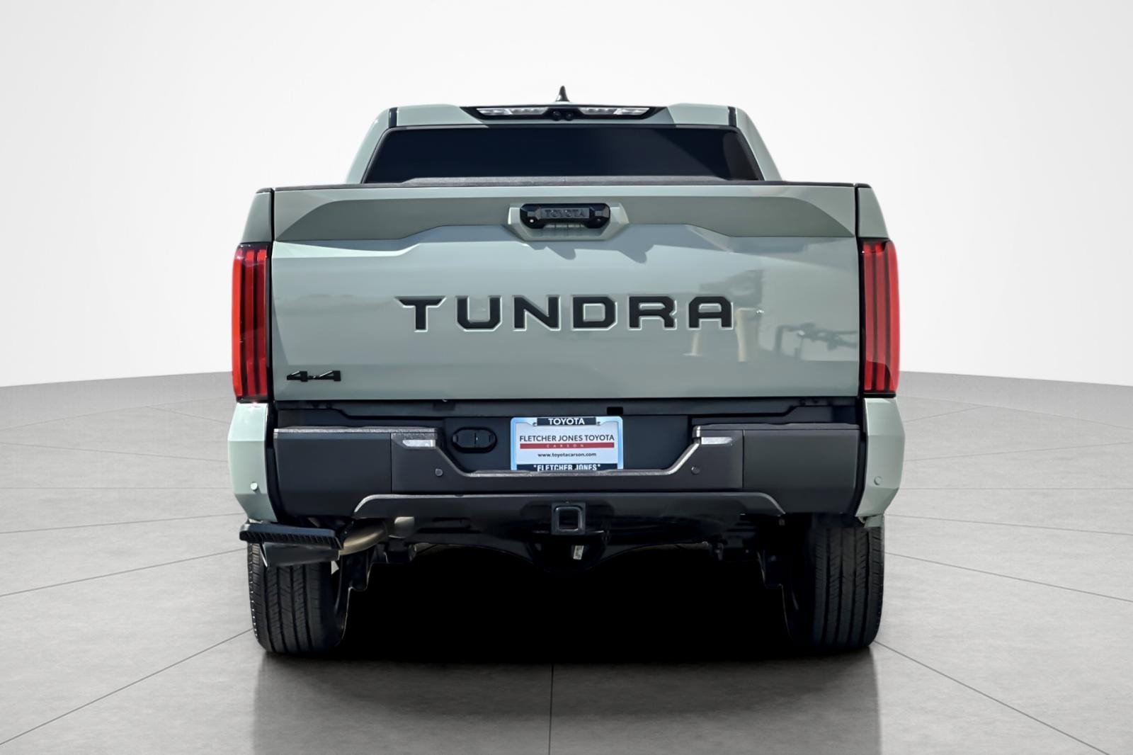 Certified 2025 Toyota Tundra Limited AWD/4WD image 4