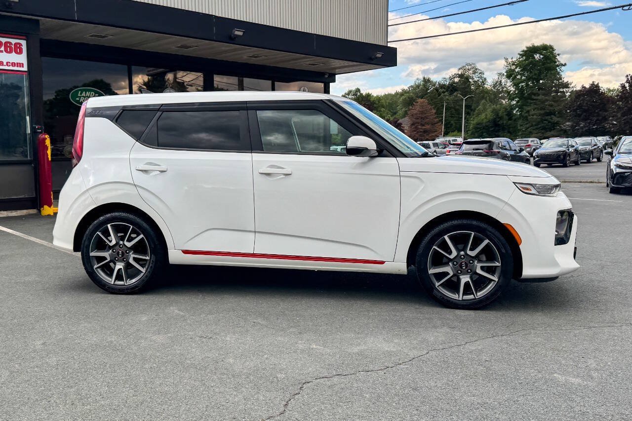 Used 2020 Kia Soul GT-Line FWD image 3