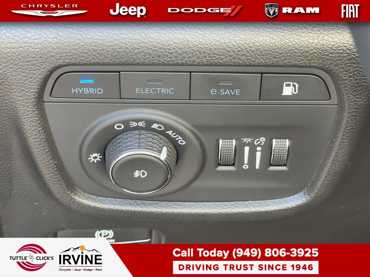 Used 2022 Jeep Grand Cherokee Overland w/ Luxury Tech Group IV image 23
