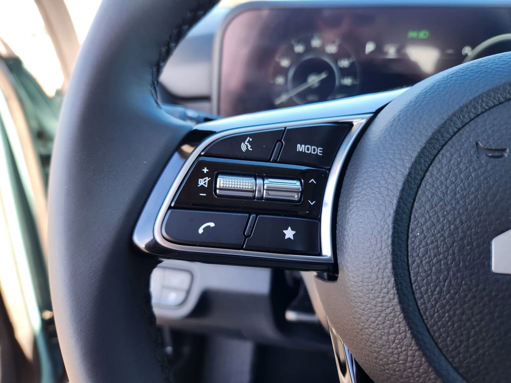 New 2026 Kia Seltos EX image 17