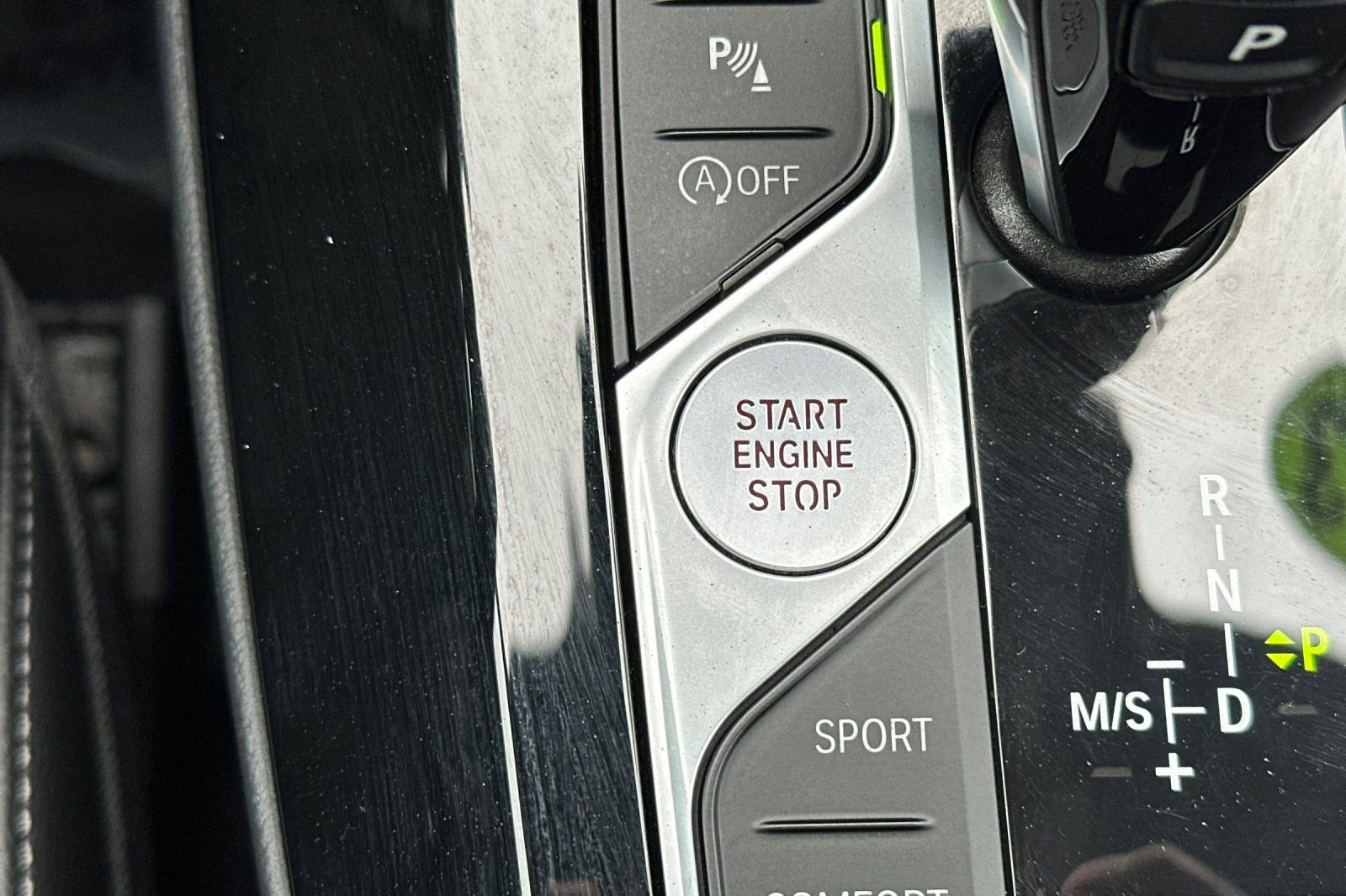 Used 2023 BMW X4 xDrive30i w/ M Sport Package image 26