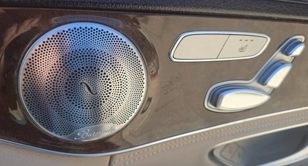 Used 2015 Mercedes-Benz C 300 4MATIC Sedan image 6