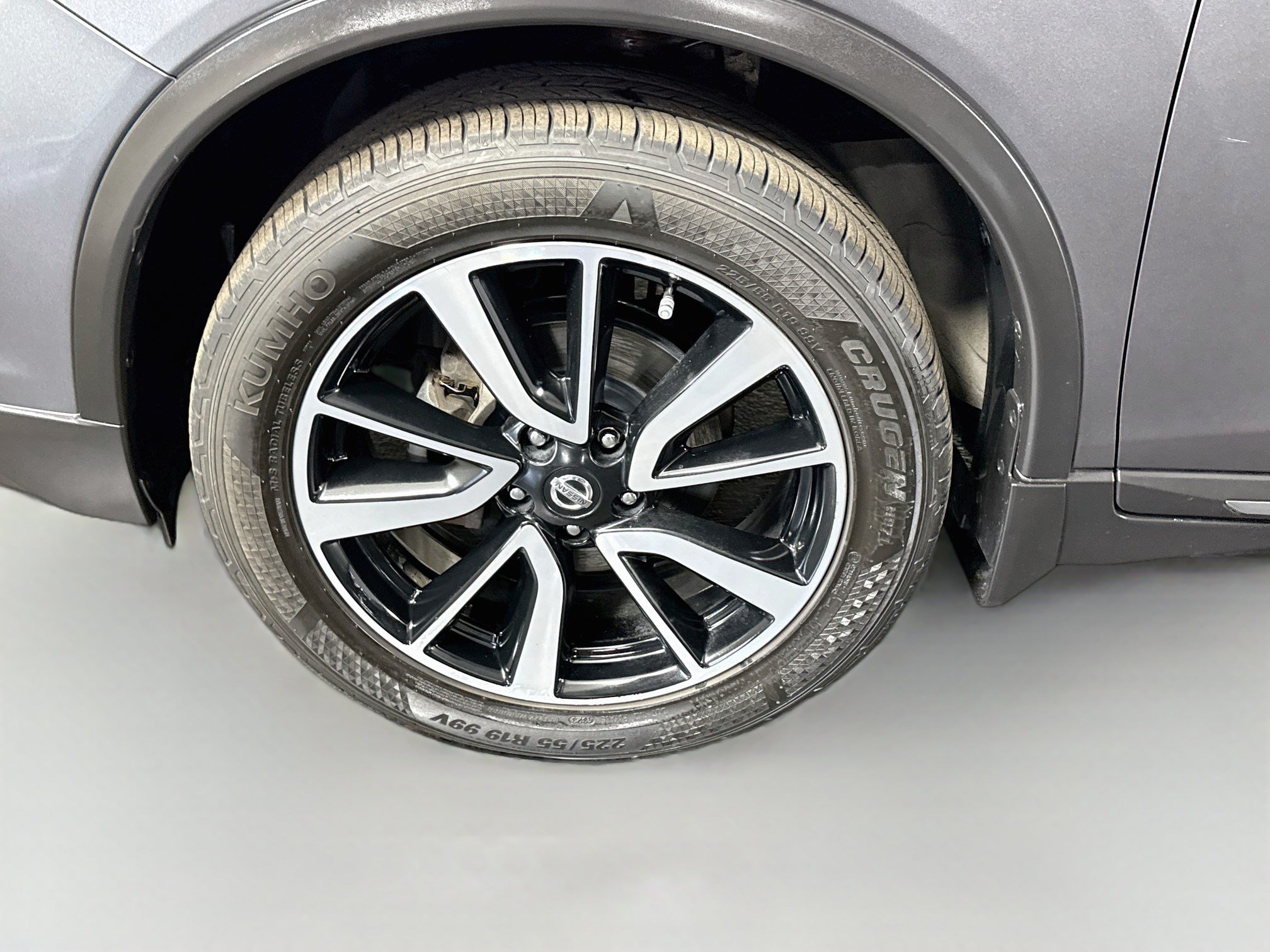 Used 2019 Nissan Rogue SL w/ Premium Package AWD/4WD image 38