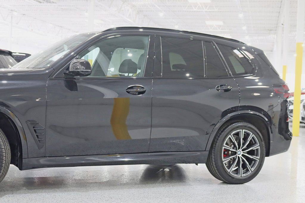 Used 2024 BMW X5 M60i image 4