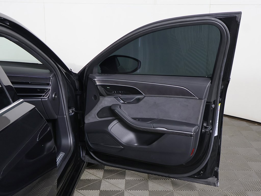 Used 2024 Audi A8 L 3.0T w/ Executive Package image 24