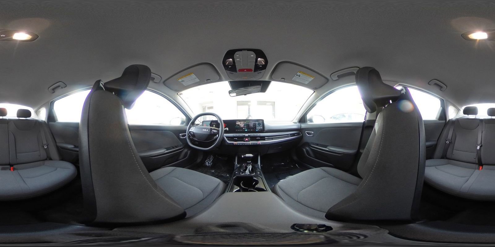 Used 2025 Kia K4 LXS image 38