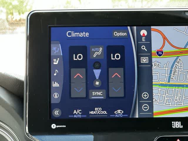 Used 2022 Toyota Venza XLE AWD/4WD image 14
