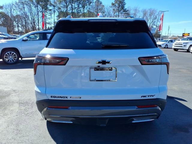 Used 2026 Chevrolet Equinox ACTIV w/ Convenience Package III image 2