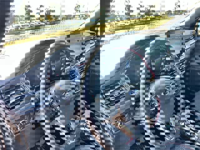 Used 2025 Ford Escape ST-Line w/ Equipment Group 301A image 15