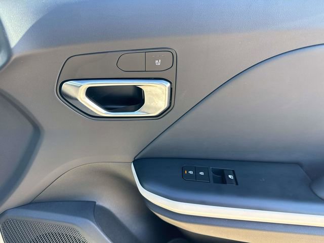 Used 2025 Kia K4 GT-Line w/ GT-Line Sunroof Package image 18