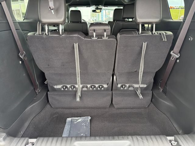 Used 2026 Chrysler Pacifica Select FWD image 56