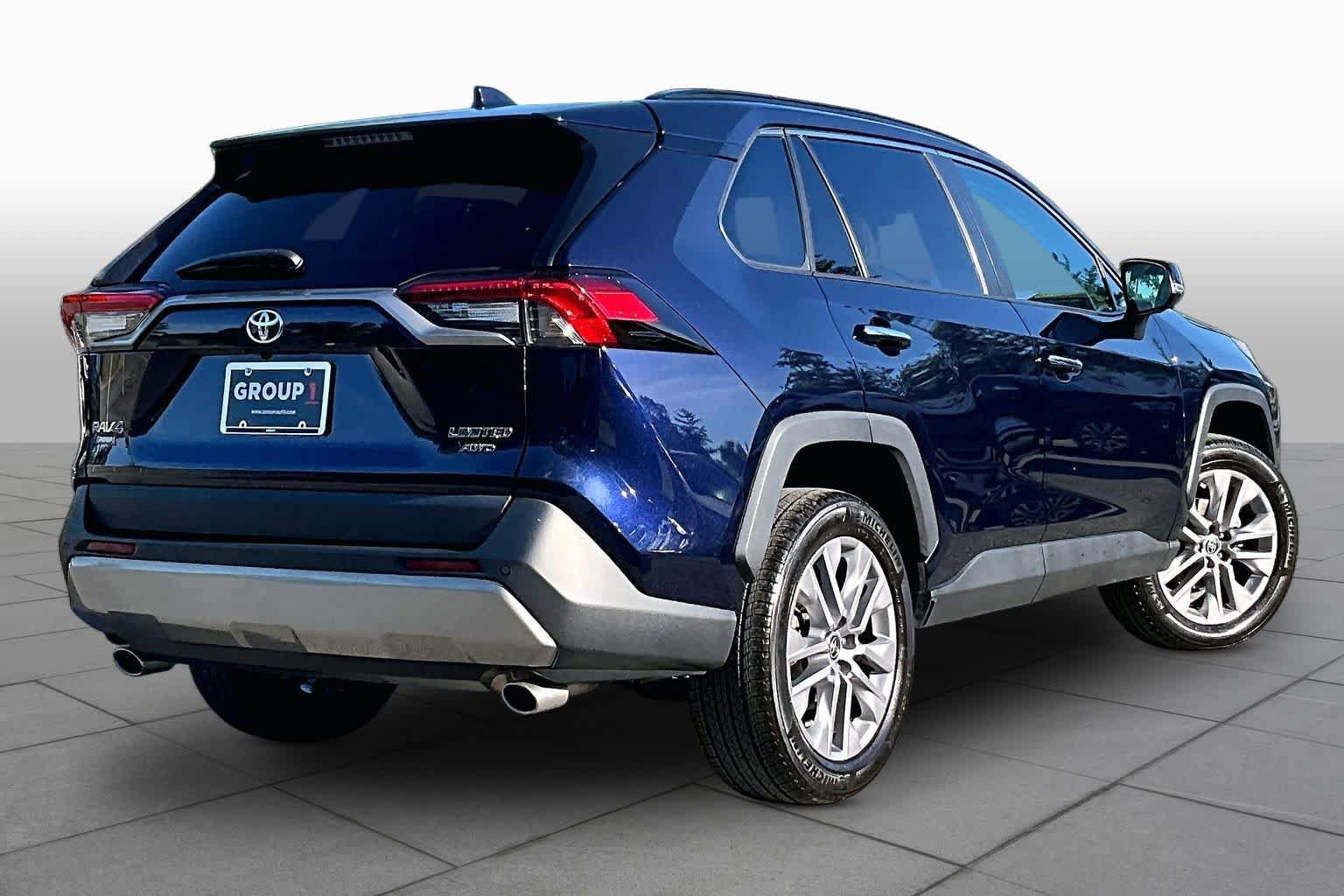 Used 2023 Toyota RAV4 Limited AWD/4WD image 25