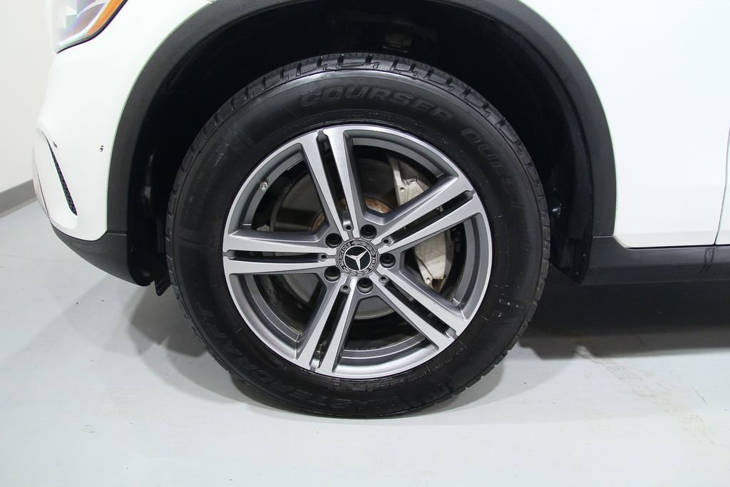 Certified 2020 Mercedes-Benz GLC 300 4MATIC image 17