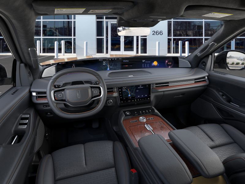 New 2025 Lincoln Navigator Black Label image 9