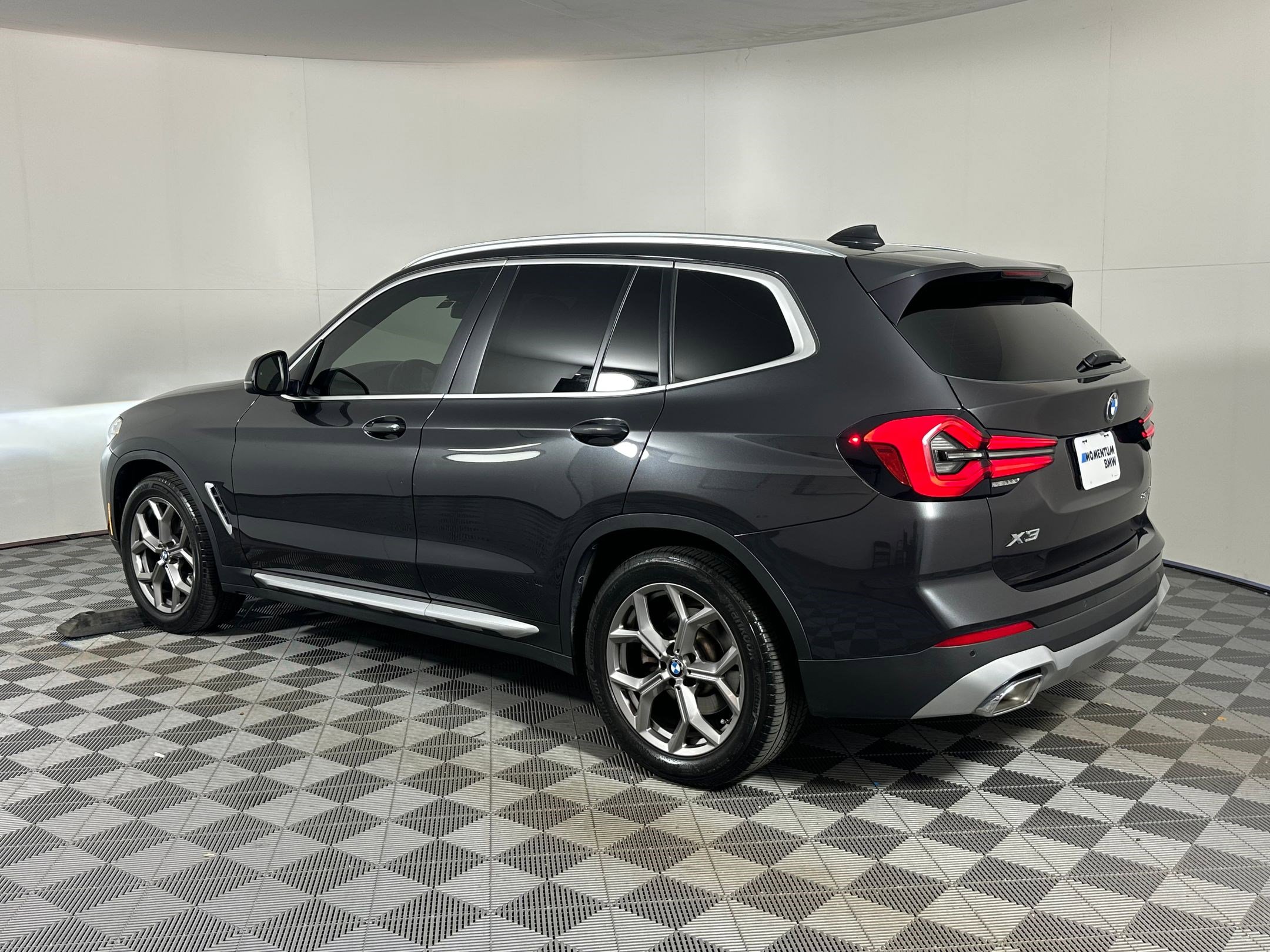 Used 2022 BMW X3 sDrive30i w/ Convenience Package image 3