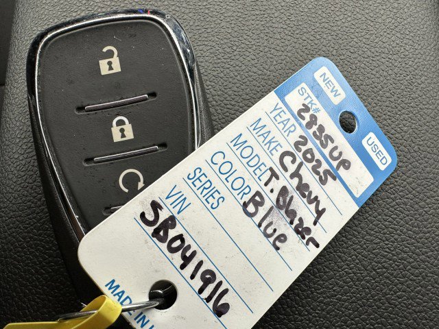 Used 2025 Chevrolet TrailBlazer LT image 32