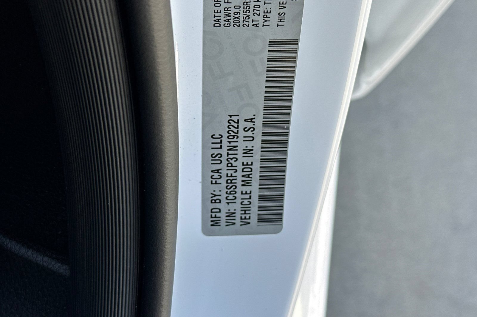 New 2026 RAM 1500 Laramie AWD/4WD image 29
