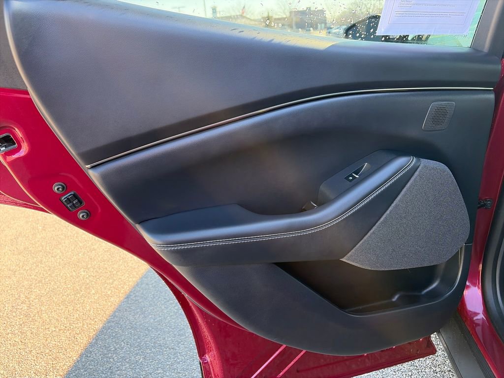 Used 2025 Ford Mustang Mach-E Premium image 34