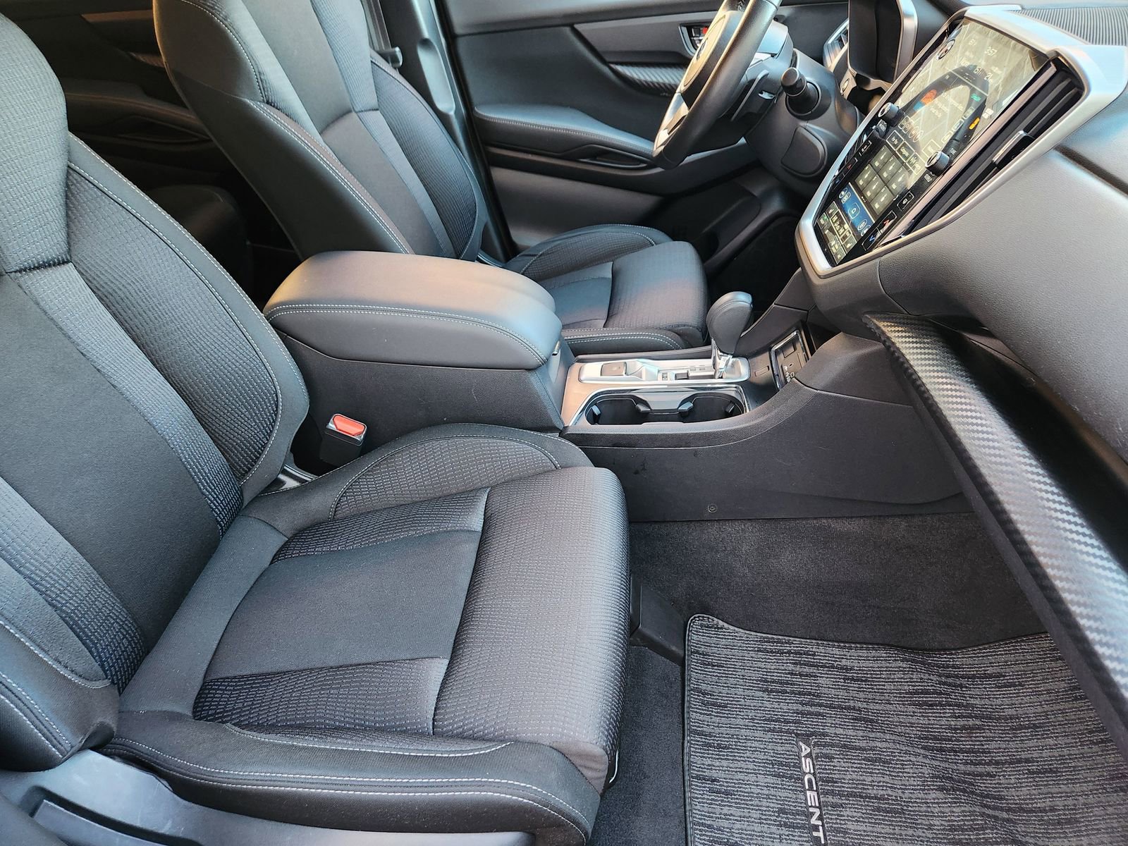 Used 2024 Subaru Ascent Premium w/ Convenience Package image 16