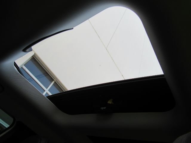 Used 2019 Jeep Renegade Limited image 7